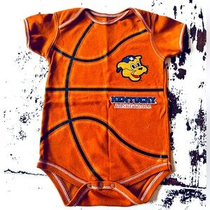 Kentucky Basketball Onesie NWOT